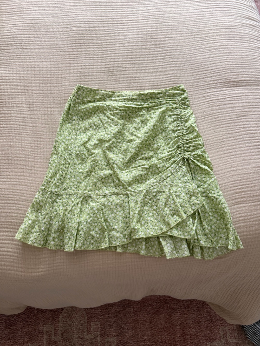Light Green Floral Ruffle Mini Skirt